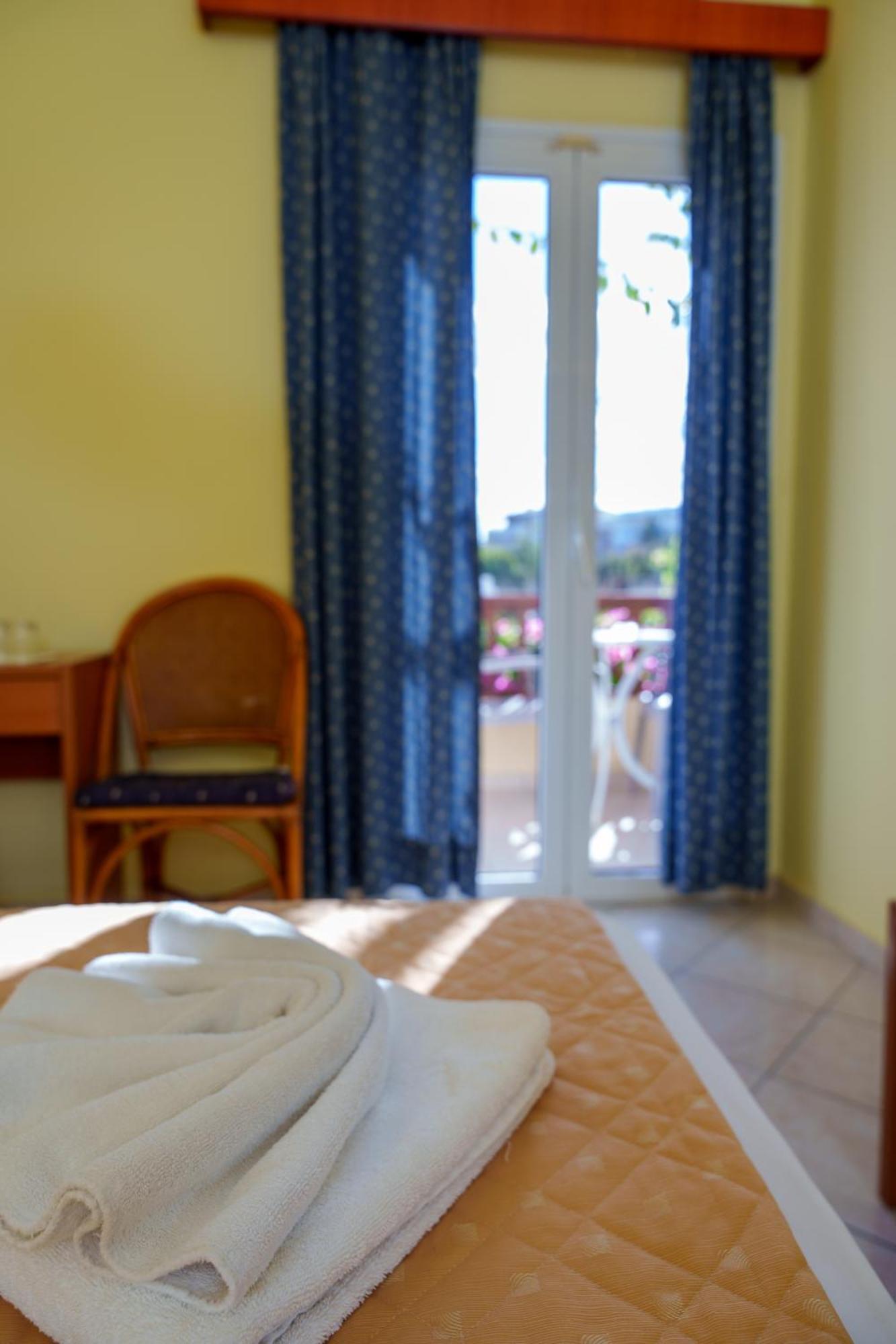 Dedalos Hotel