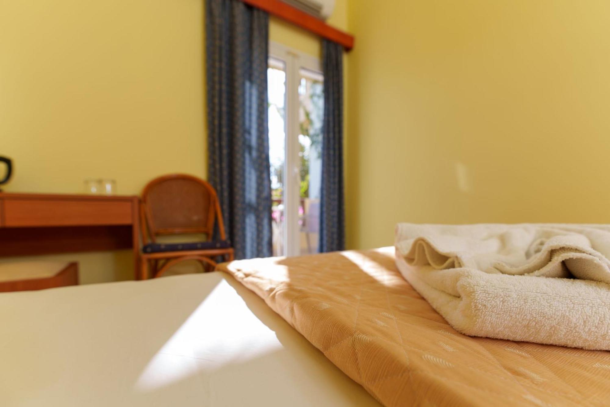 Dedalos Hotel Sfáka